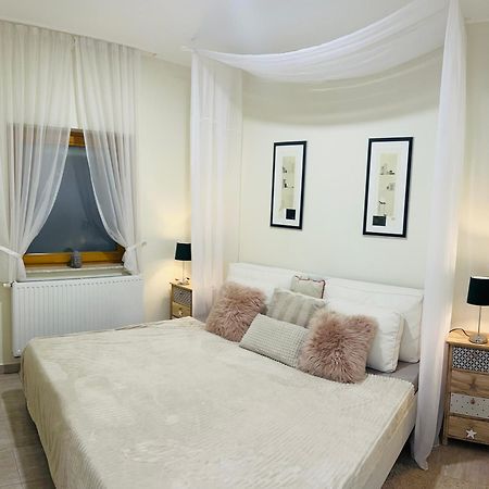 Villa Relax Apartman Gardony Exterior photo