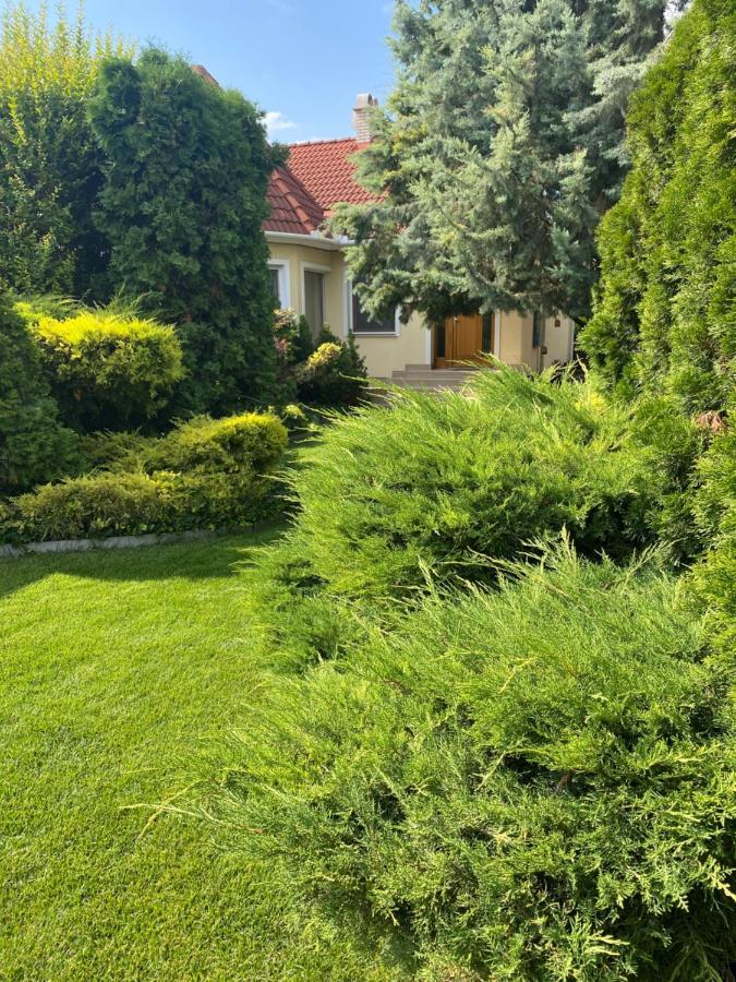 Villa Relax Apartman Gardony Exterior photo