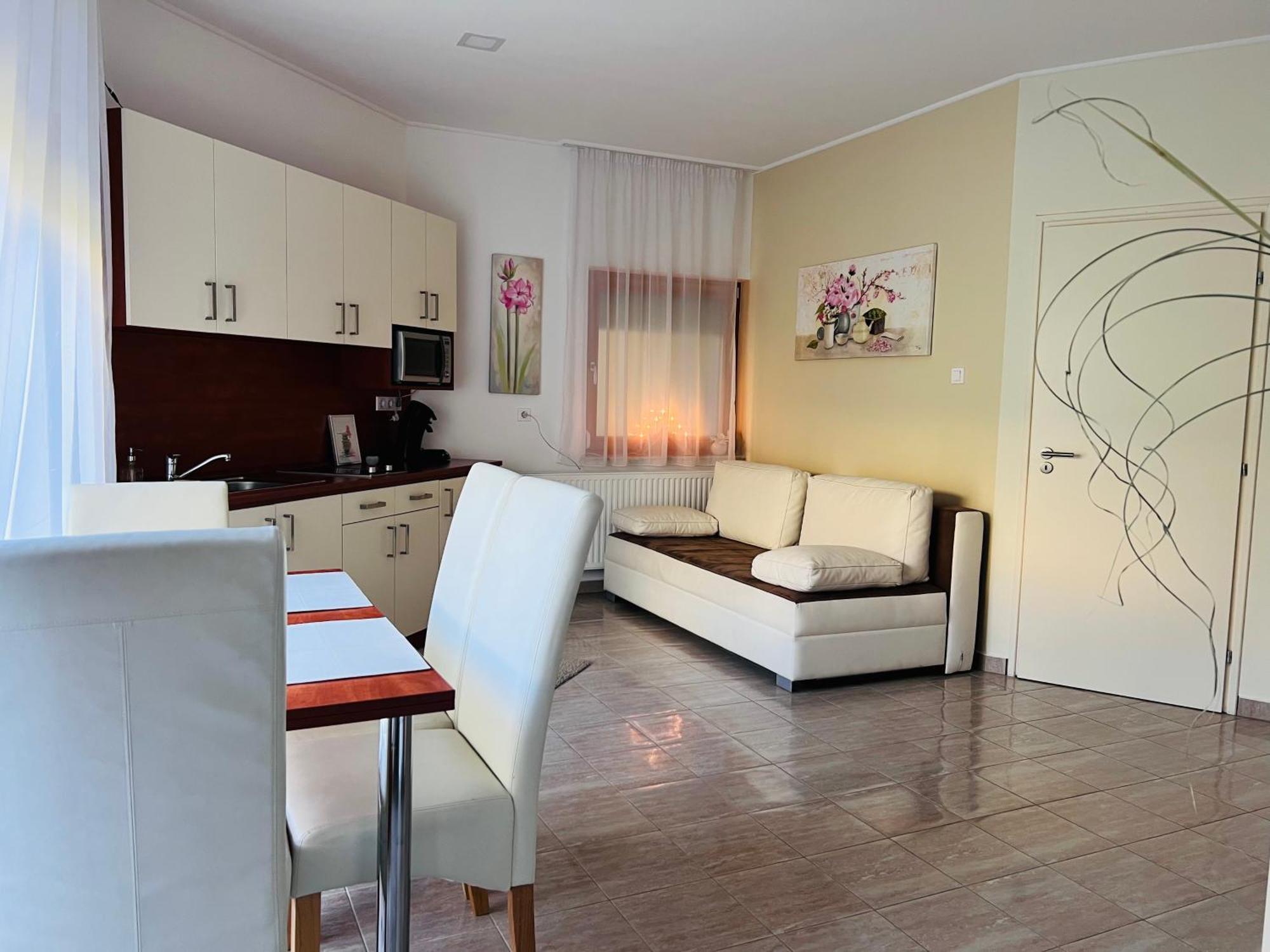 Villa Relax Apartman Gardony Exterior photo